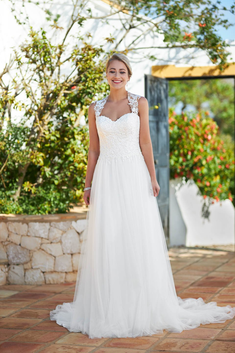 Brautkleider der Kollektion 2021 von Tres Chic - Tres Chic brautkleid kollektion 2021 MTL21442