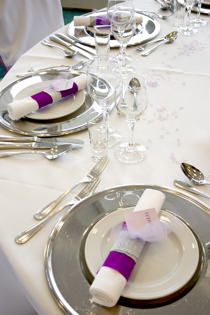 Tischdeko: Inspirationen für die Hochzeitsfeier - Platzgestaltung für das Festmahl