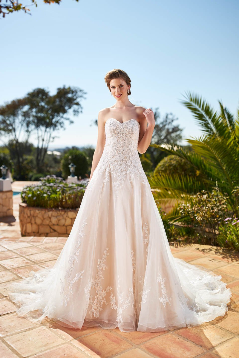 Brautkleider der Kollektion 2021 von Tres Chic - Tres Chic brautkleid kollektion 2021 MTL9340