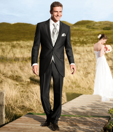 Hochzeitsanzüge 2011: Trends und Entwicklungen in der Bräutigammode