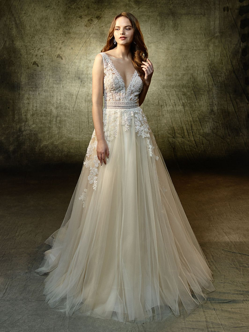 Enzoani Brautkleider aus der Kollektion 2021 - enzoani brautkleid kollektion Blue Lavender front