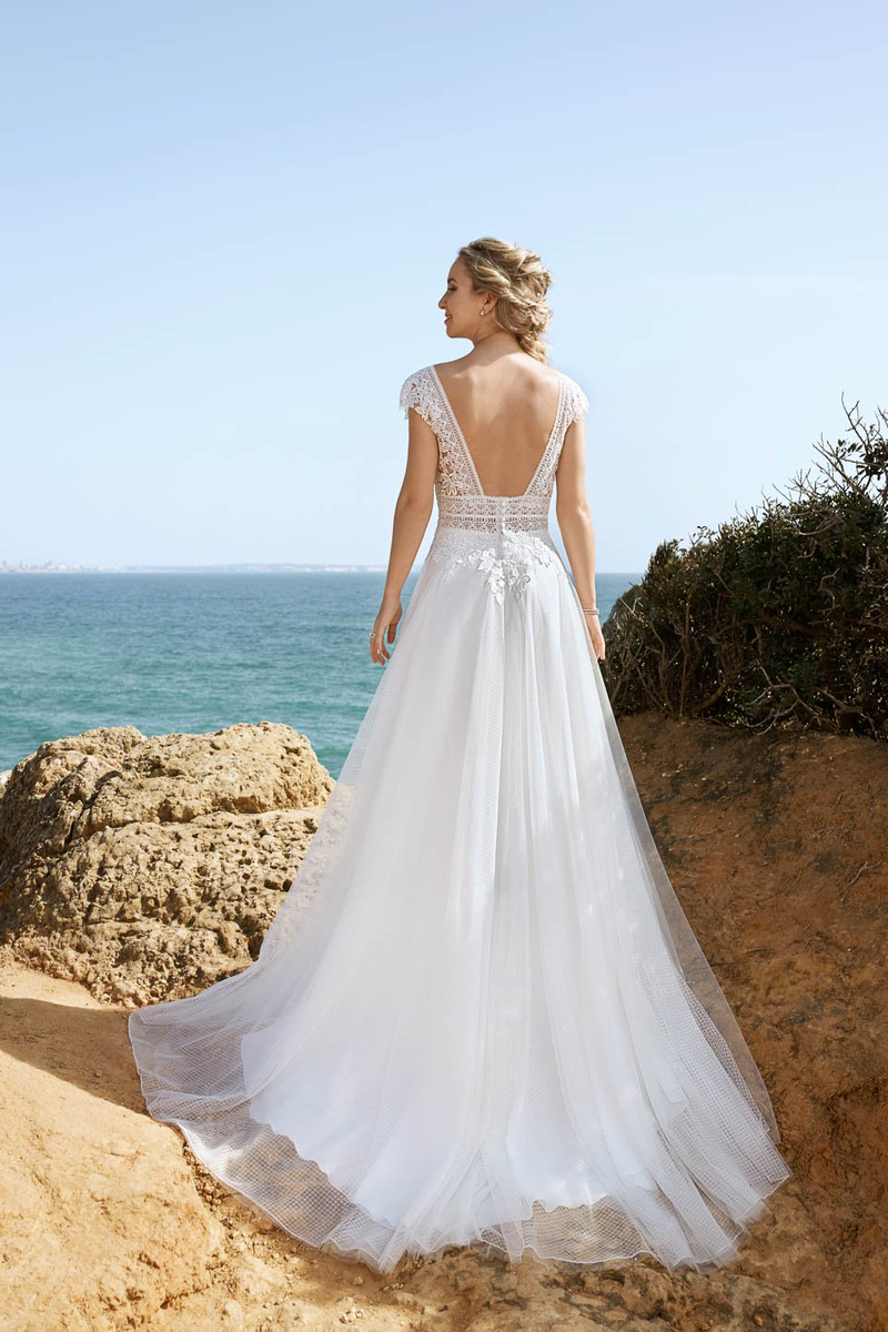 Brautkleider der Kollektion 2021 von Tres Chic - Tres Chic brautkleid kollektion 2021 BR21424 B