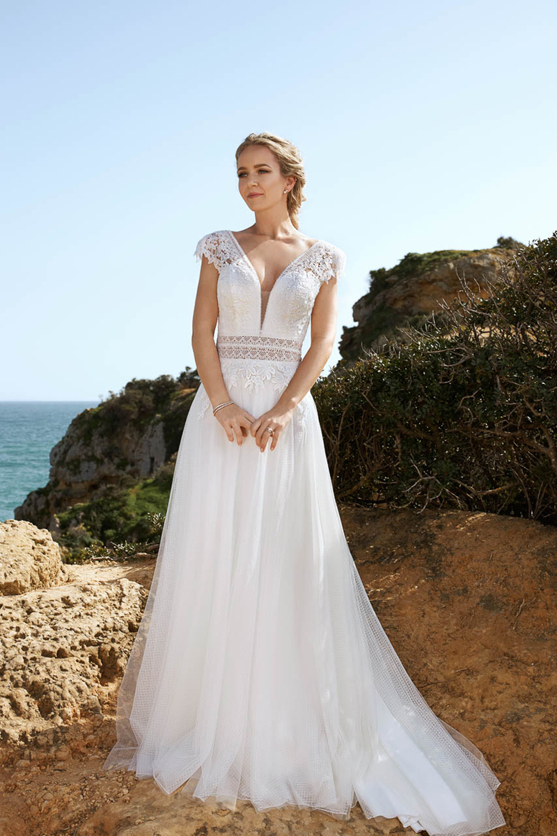 Brautkleider der Kollektion 2021 von Tres Chic - Tres Chic brautkleid kollektion 2021 BR21424