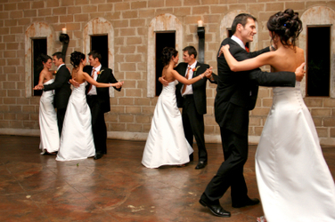 Das Fest nach der Hochzeit: Der Brautkleiderball